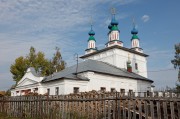 Церковь Троицы Живоначальной в Лухе
