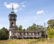 Церковь Троицы Живоначальной в Кандаурово