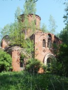 Церковь Троицы Живоначальной в Захаровском