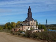 Церковь Троицы Живоначальной в Шолге