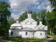 Церковь Михаила Архангела в Архангельском