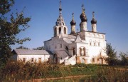 Церковь Воскресения Словущего в Исадах