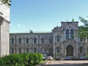 Церковь Трех Святителей Великих в Воскресенском Новодевичьем монастыре