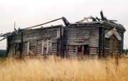 Церковь Троицы Живоначальной в Ростесах