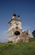 Церковь Троицы Живоначальной в Веси
