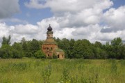 Церковь Троицы Живоначальной в Медведках