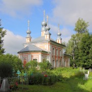 Церковь Михаила Архангела в Леонтьевском