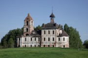 Церковь Троицы Живоначальной в Архангельском