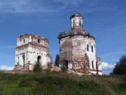 Церковь Троицы Живоначальной в Киснеме